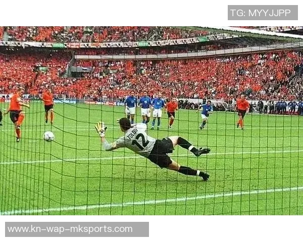 回顾2008年欧洲杯决赛精彩瞬间视频重温足球盛宴的激情与荣耀